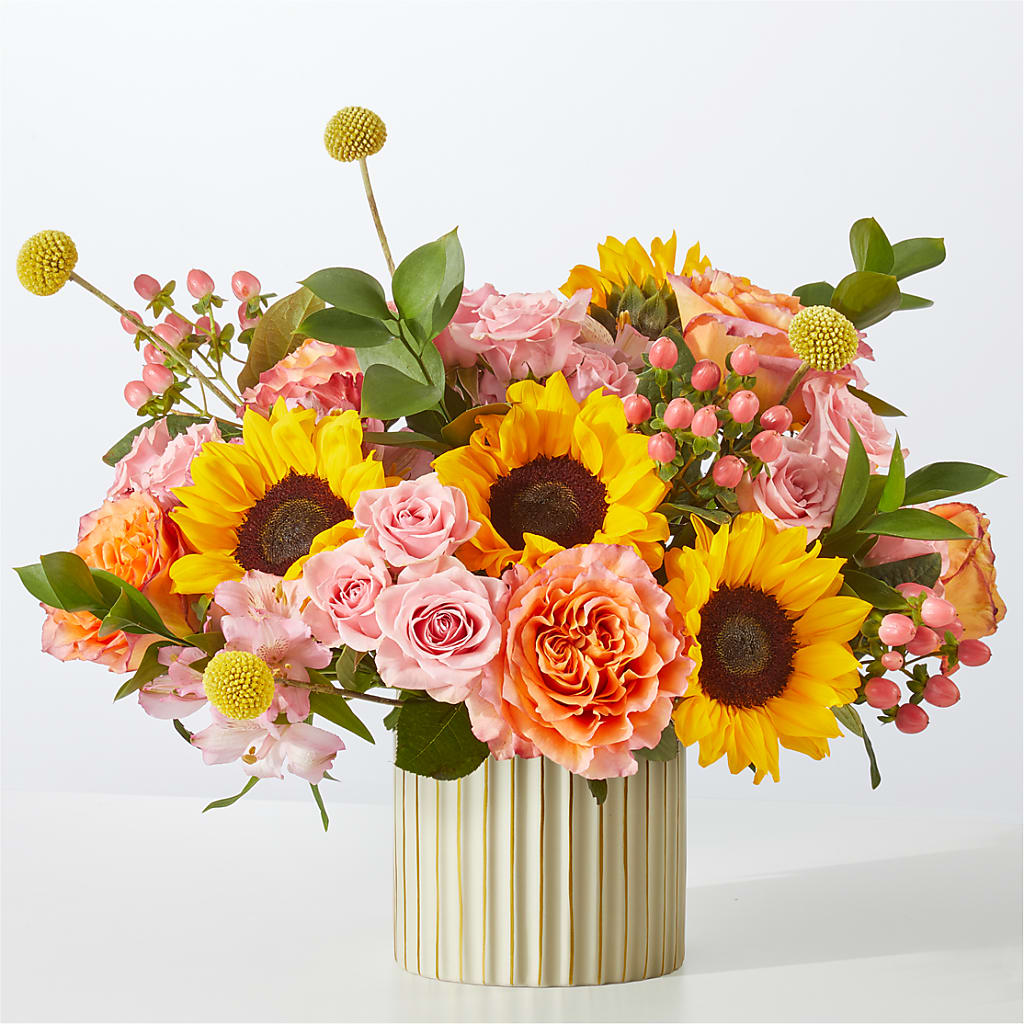 Sun's Out Bouquet – C & D FLORAL LTD, Pincher Creek AB