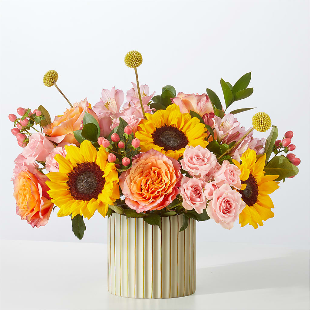 Sun's Out Bouquet – C & D FLORAL LTD, Pincher Creek AB