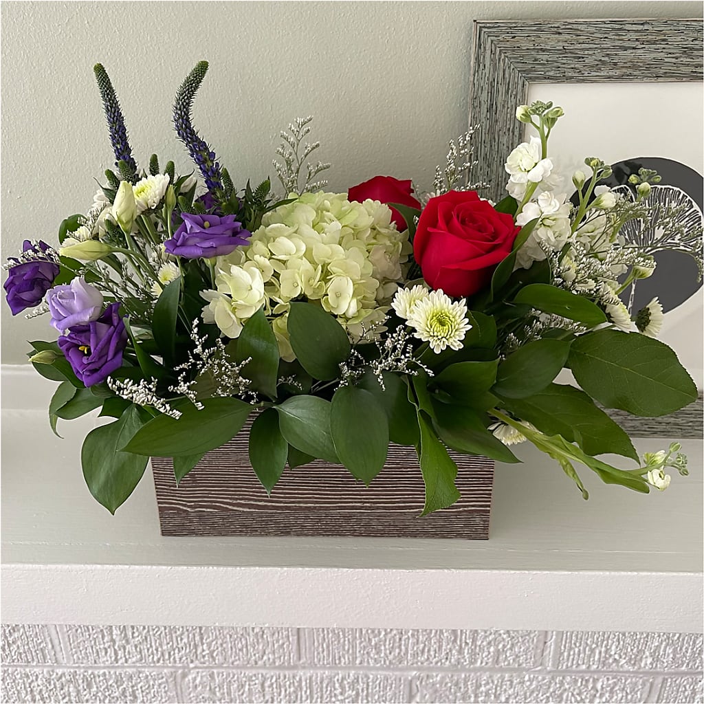 Sweet Magnolia Bouquet – C & D FLORAL LTD, Pincher Creek AB