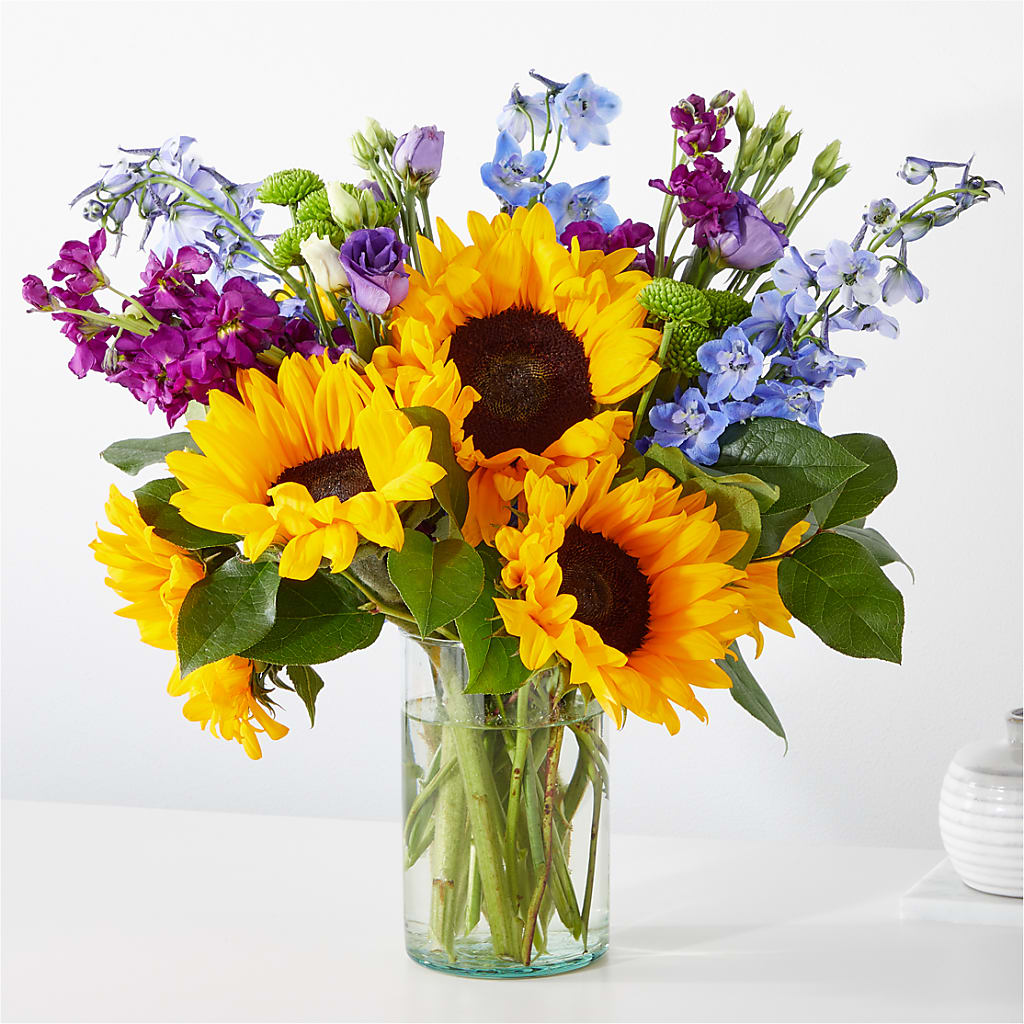 Catching Rays Bouquet – C & D FLORAL LTD, Pincher Creek AB