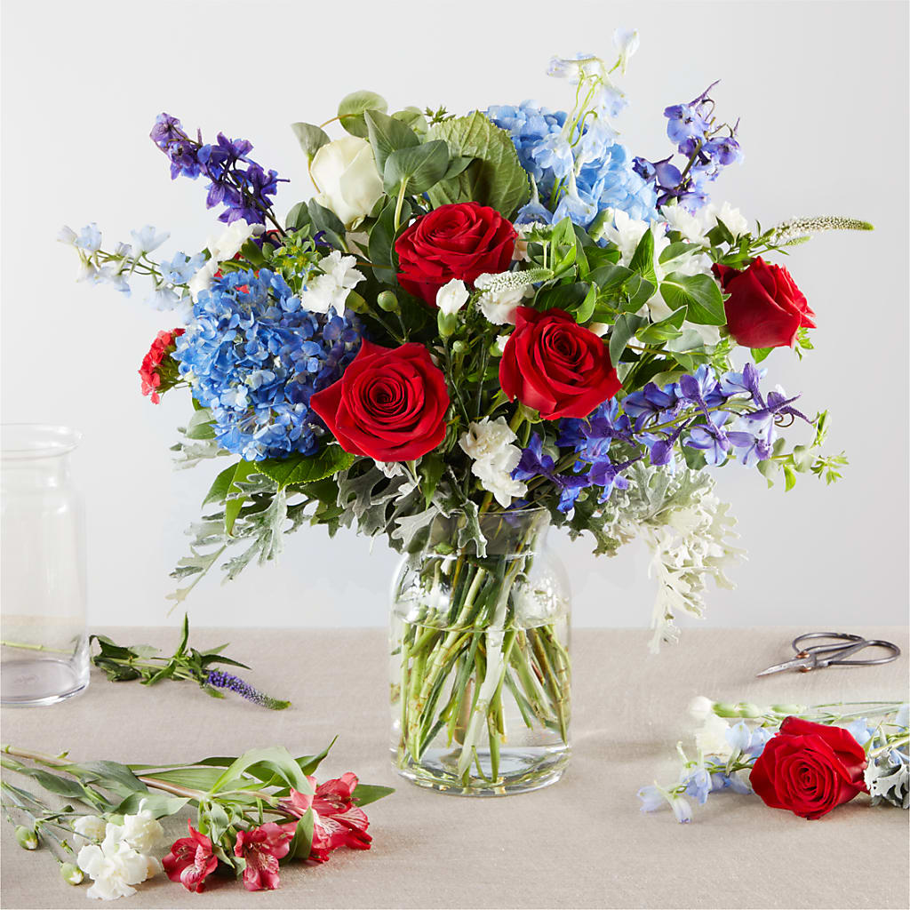 Star Spangled - A Florist Original – C & D FLORAL LTD, Pincher Creek AB