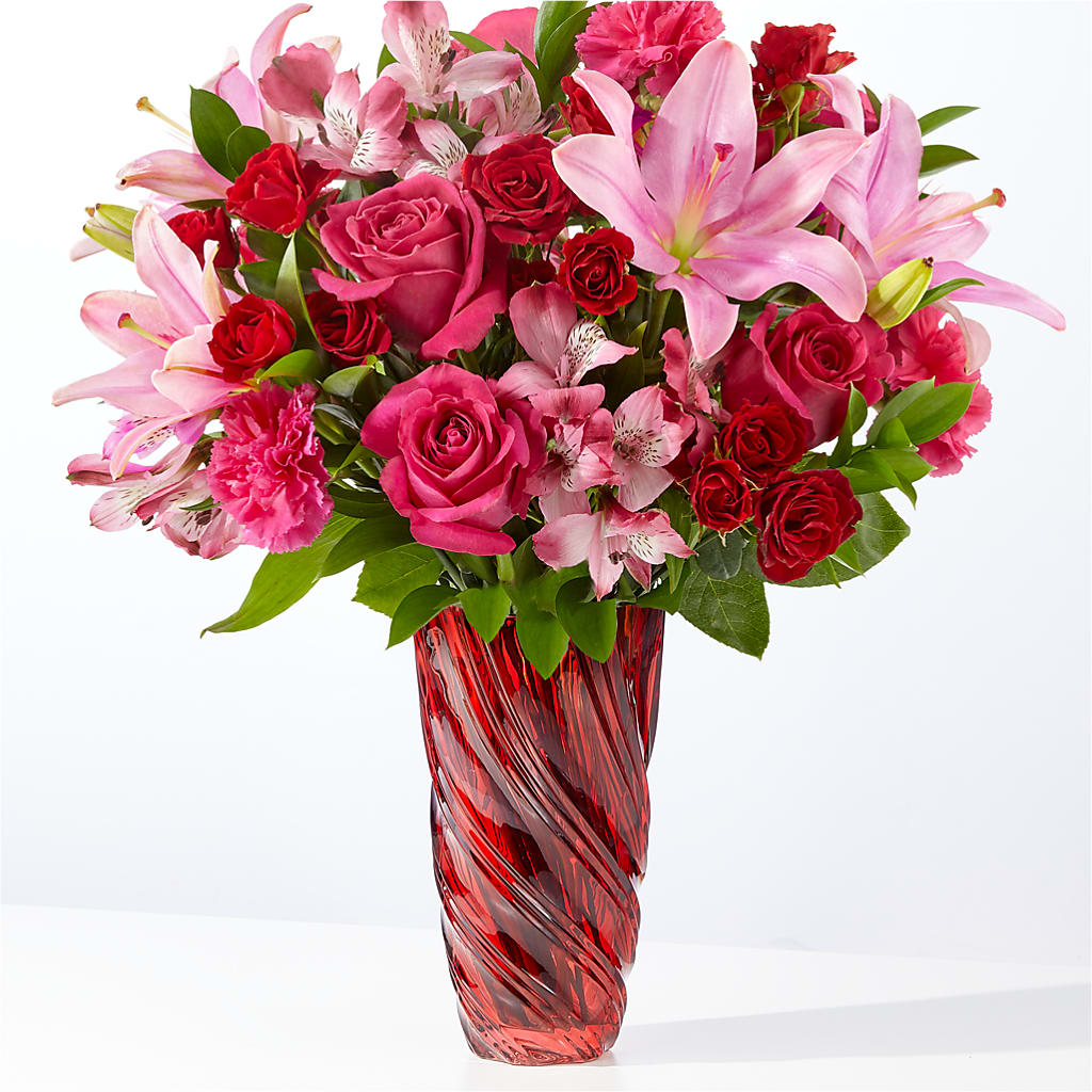 In Love Bouquet with Luxe Swirl Vase – C & D FLORAL LTD, Pincher Creek AB
