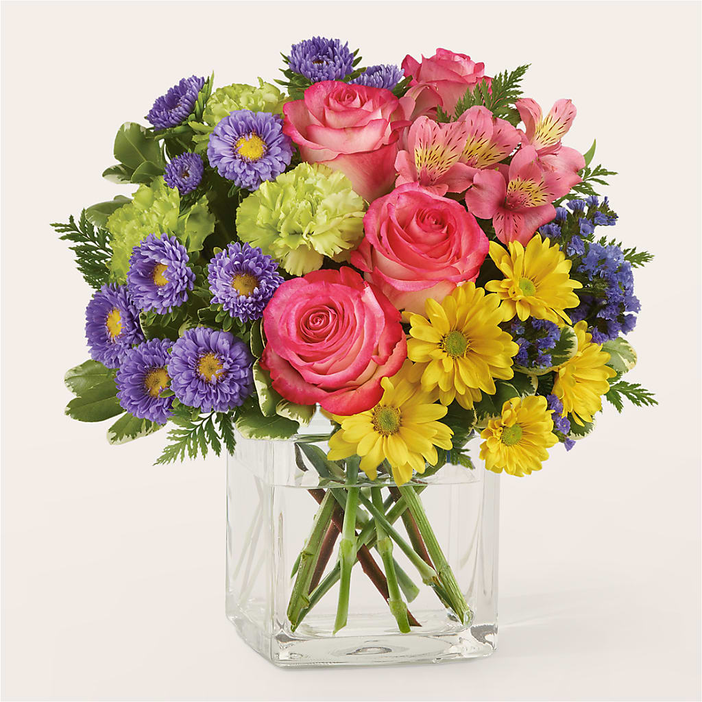 Candy Jar Bouquet – C & D FLORAL LTD, Pincher Creek AB