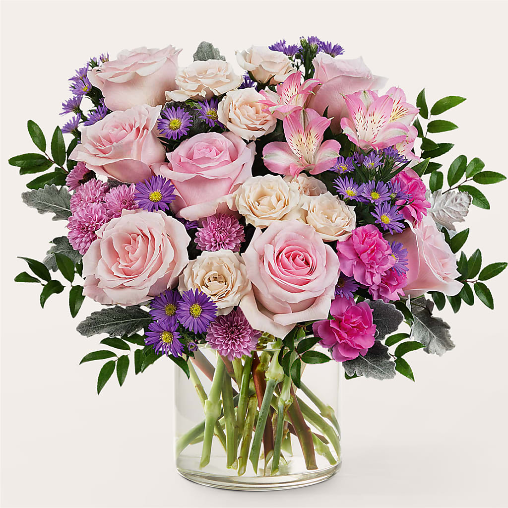 Light as a Feather Bouquet – C & D FLORAL LTD, Pincher Creek AB