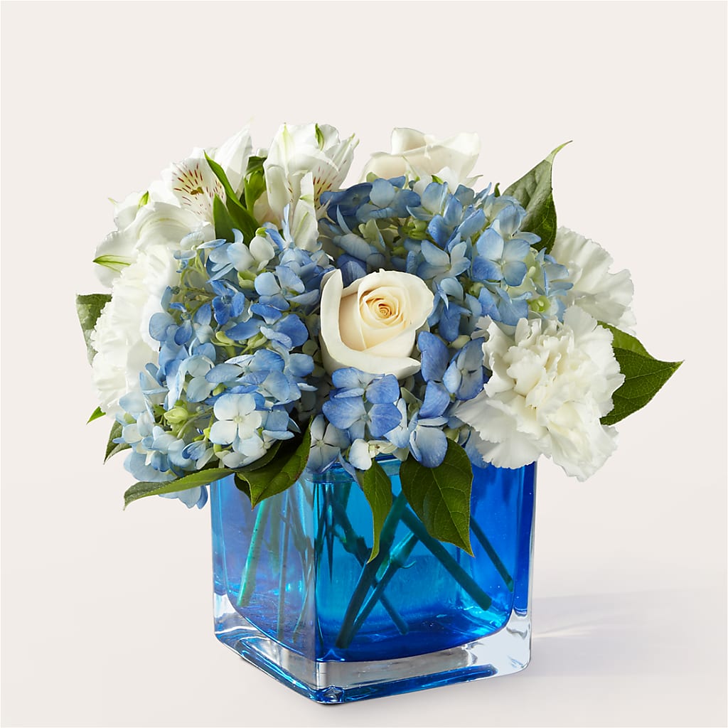 Soothing Waters Bouquet – C & D FLORAL LTD, Pincher Creek AB