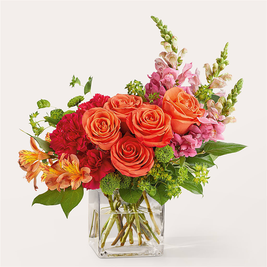 Cosmopolitan Bouquet – C & D FLORAL LTD, Pincher Creek AB