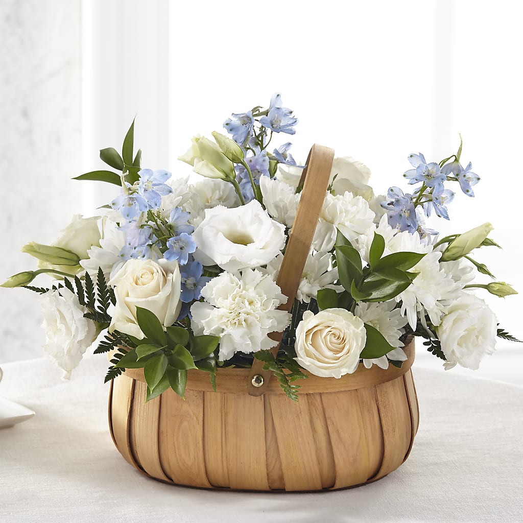 Sincerely Heartfelt Basket – C & D FLORAL LTD, Pincher Creek AB