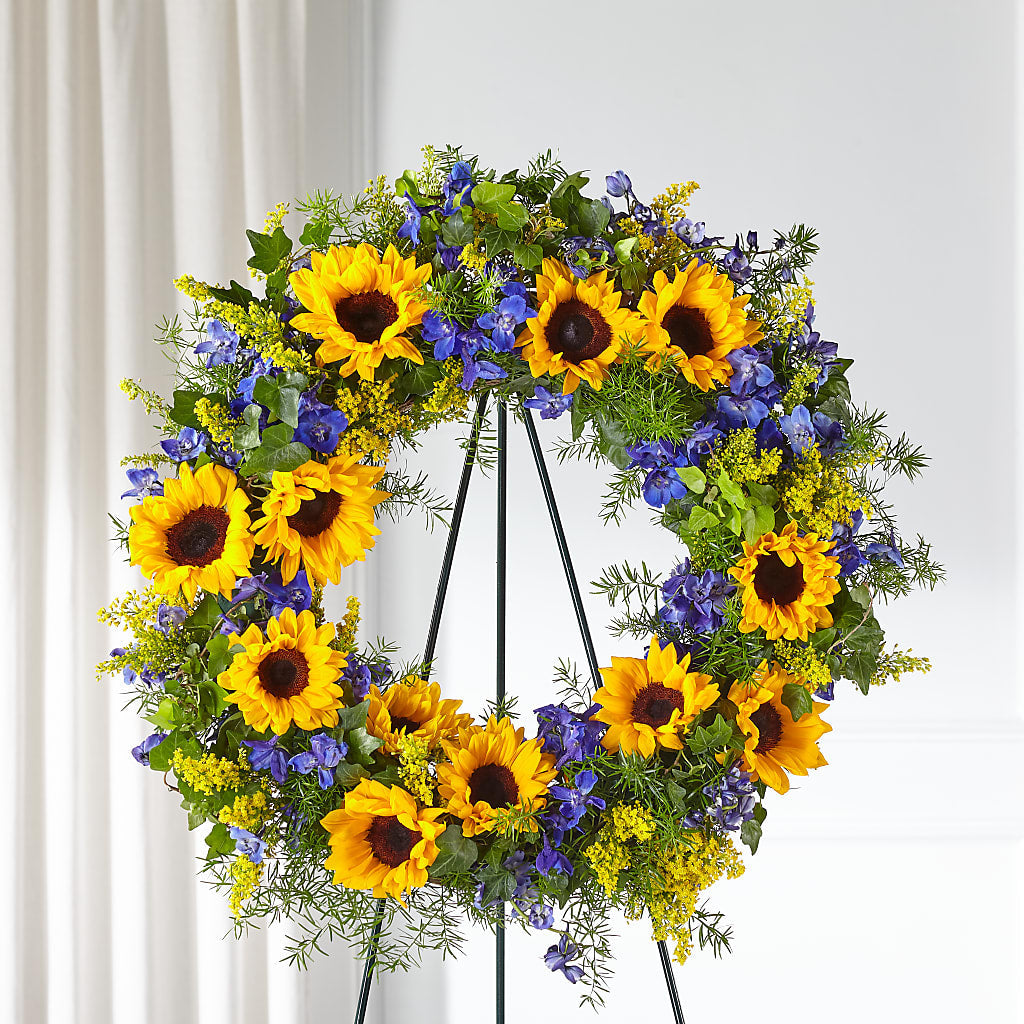 Bright Rays Wreath – C & D FLORAL LTD, Pincher Creek AB