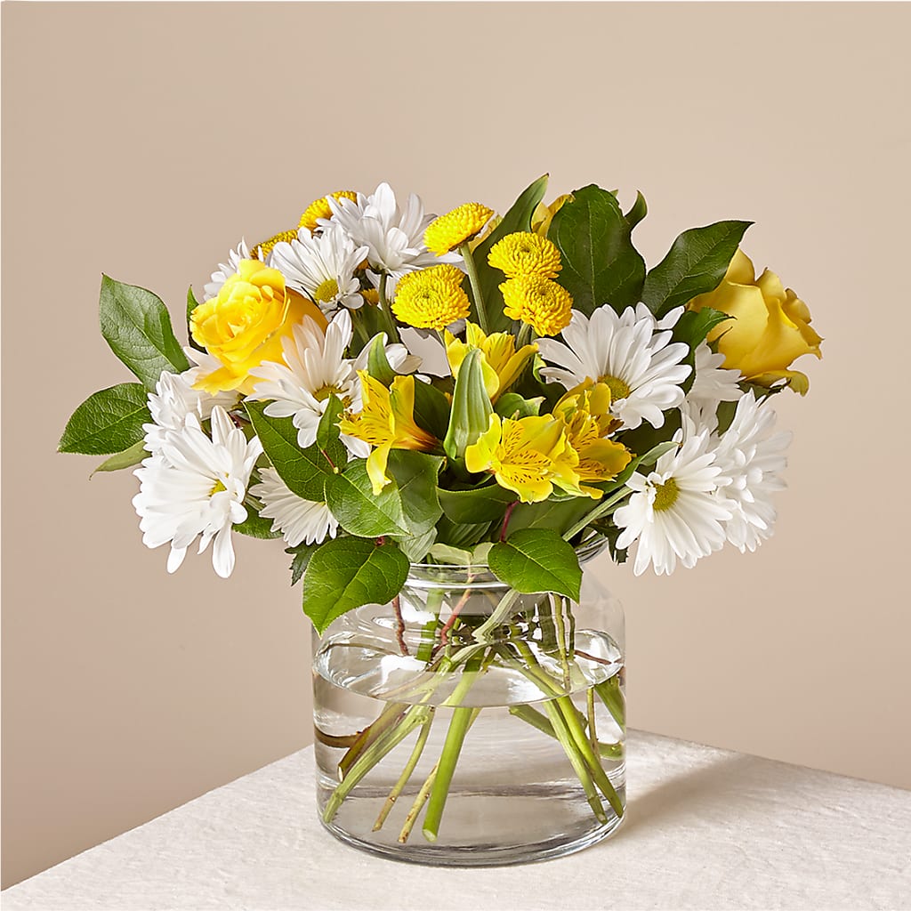Sunny Sentiments Bouquet – C & D FLORAL LTD, Pincher Creek AB
