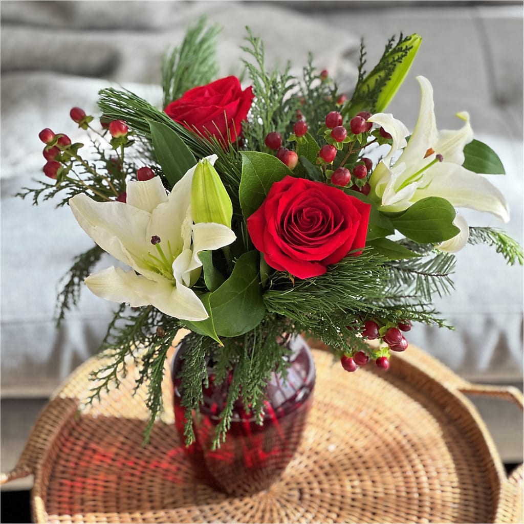 Evergreen Delight Bouquet – C & D FLORAL LTD, Pincher Creek AB