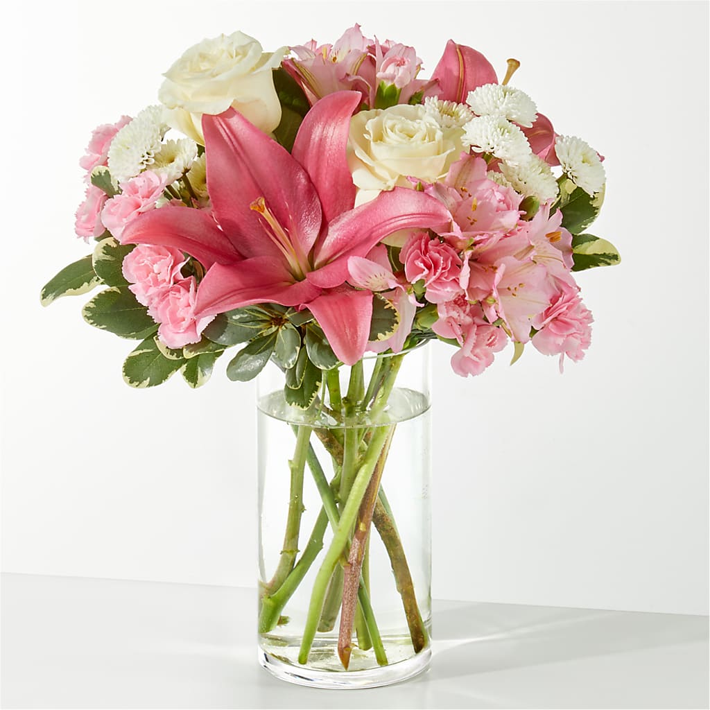 Piece of Cake Bouquet – C & D FLORAL LTD, Pincher Creek AB