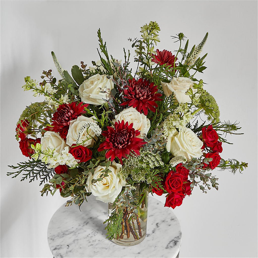 Favorite Traditions Bouquet – C & D FLORAL LTD, Pincher Creek AB
