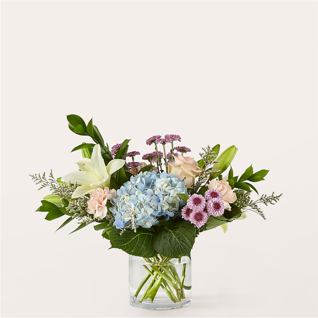 Slow Mornings Bouquet – C & D FLORAL LTD, Pincher Creek AB