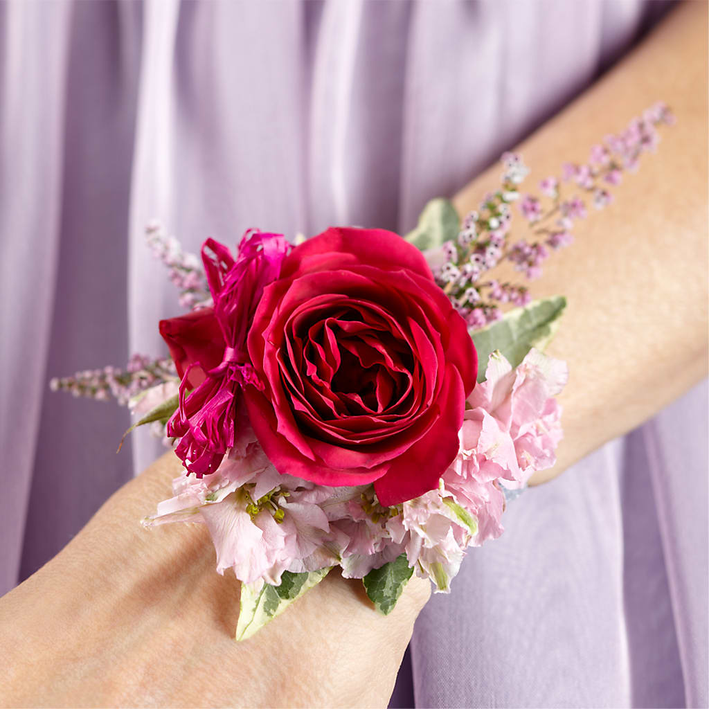 Rose Charm Corsage – C & D FLORAL LTD, Pincher Creek AB