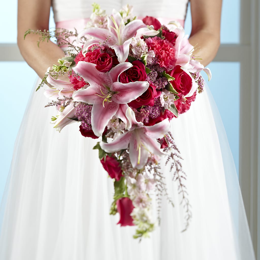 Lily & Rose Bouquet – C & D FLORAL LTD, Pincher Creek AB