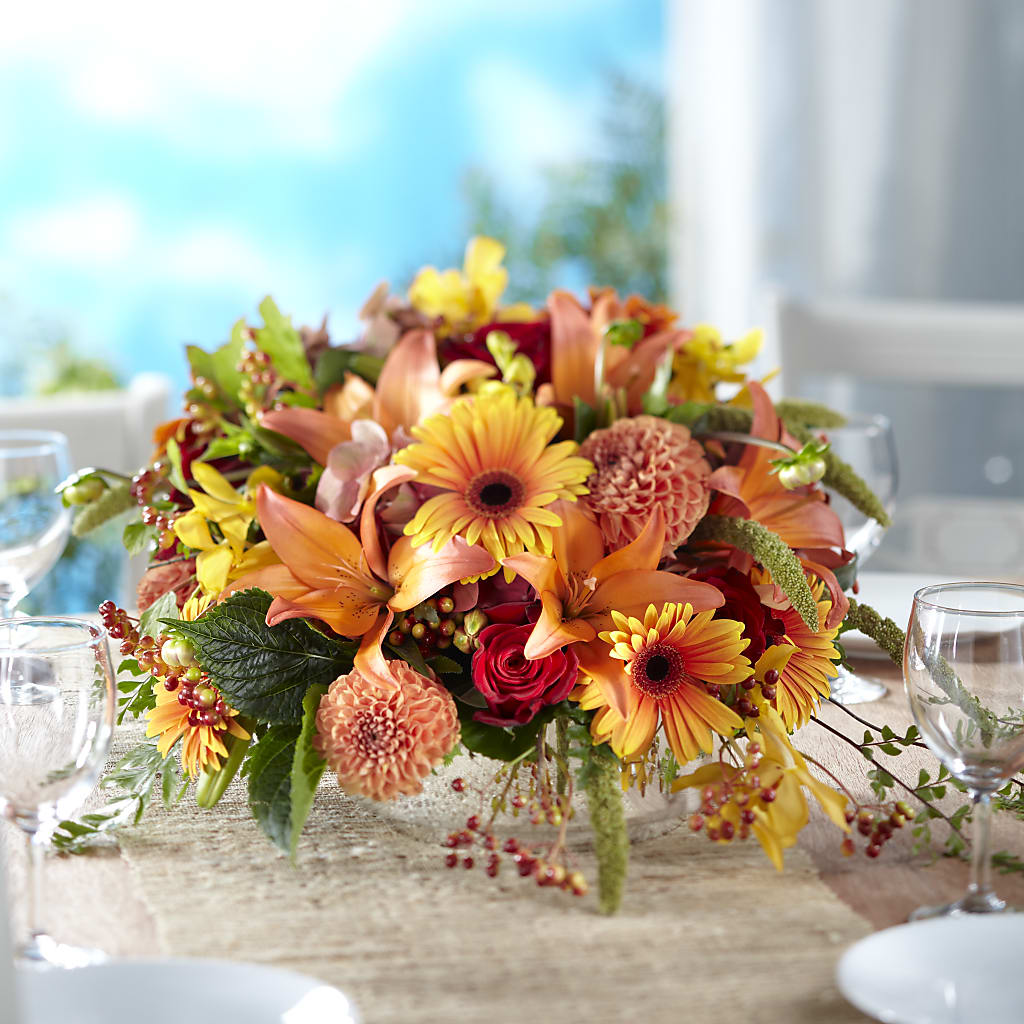 One and Only Centerpiece – C & D FLORAL LTD, Pincher Creek AB