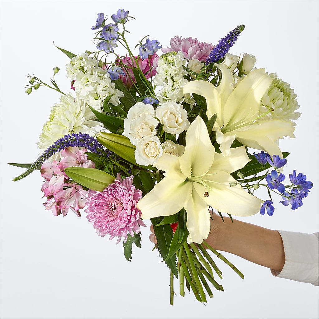 Winter Celebration Bouquet – C & D FLORAL LTD, Pincher Creek AB
