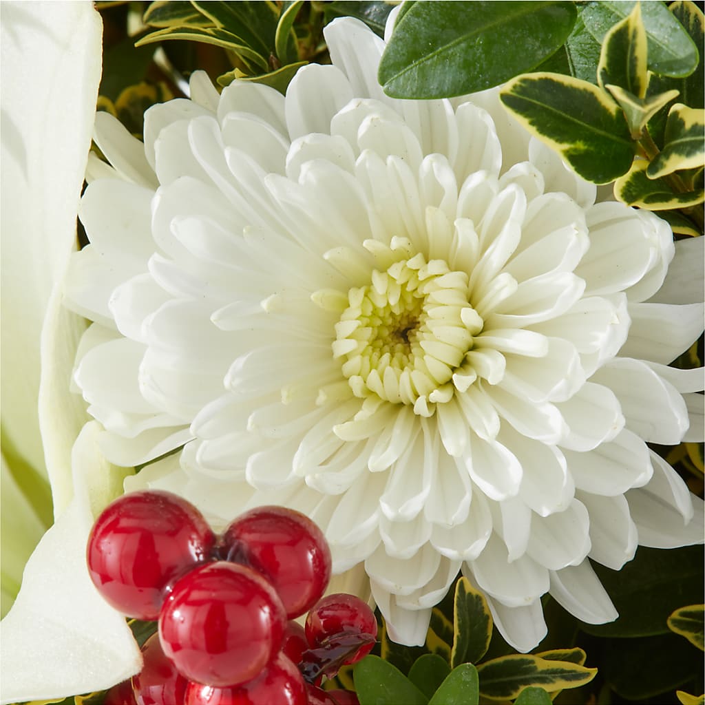 Festive Moments Tree – C & D FLORAL LTD, Pincher Creek AB