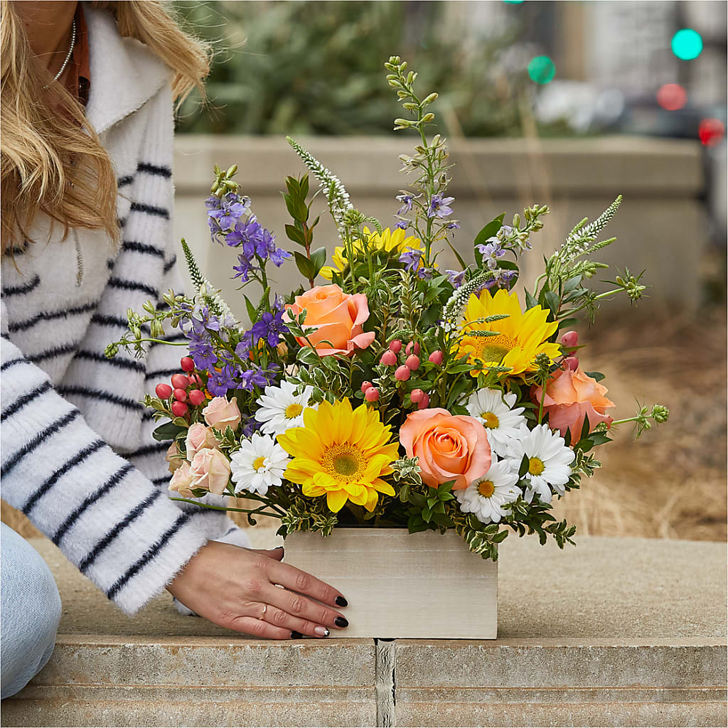 The Good Life Bouquet – C & D FLORAL LTD, Pincher Creek AB