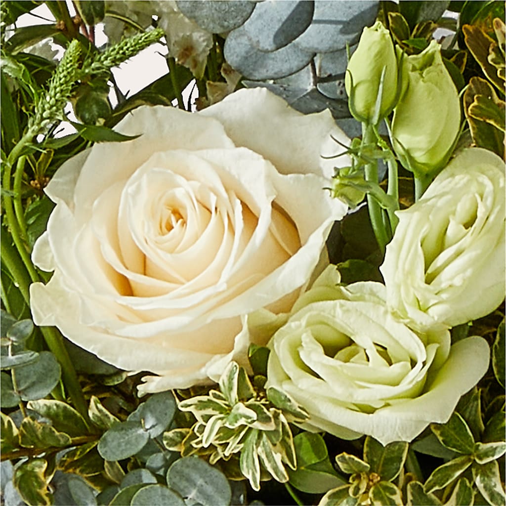 Cashmere Bouquet – C & D FLORAL LTD, Pincher Creek AB