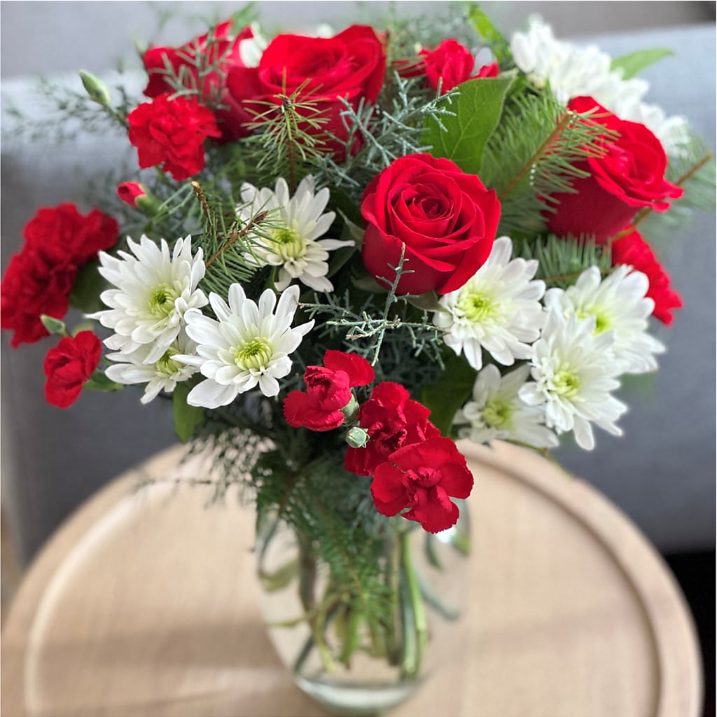 Seasonal Magic Bouquet – C & D FLORAL LTD, Pincher Creek AB