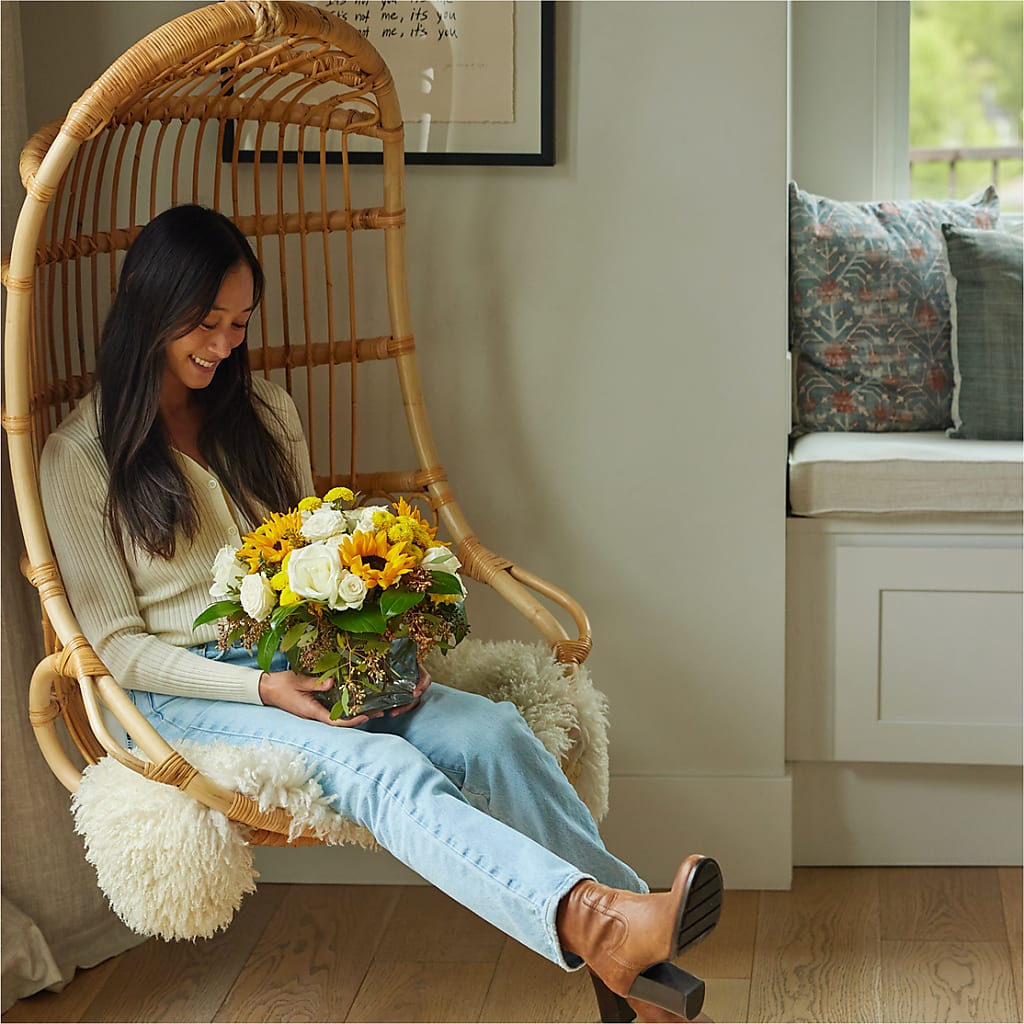 Luminous Morning Bouquet – C & D FLORAL LTD, Pincher Creek AB