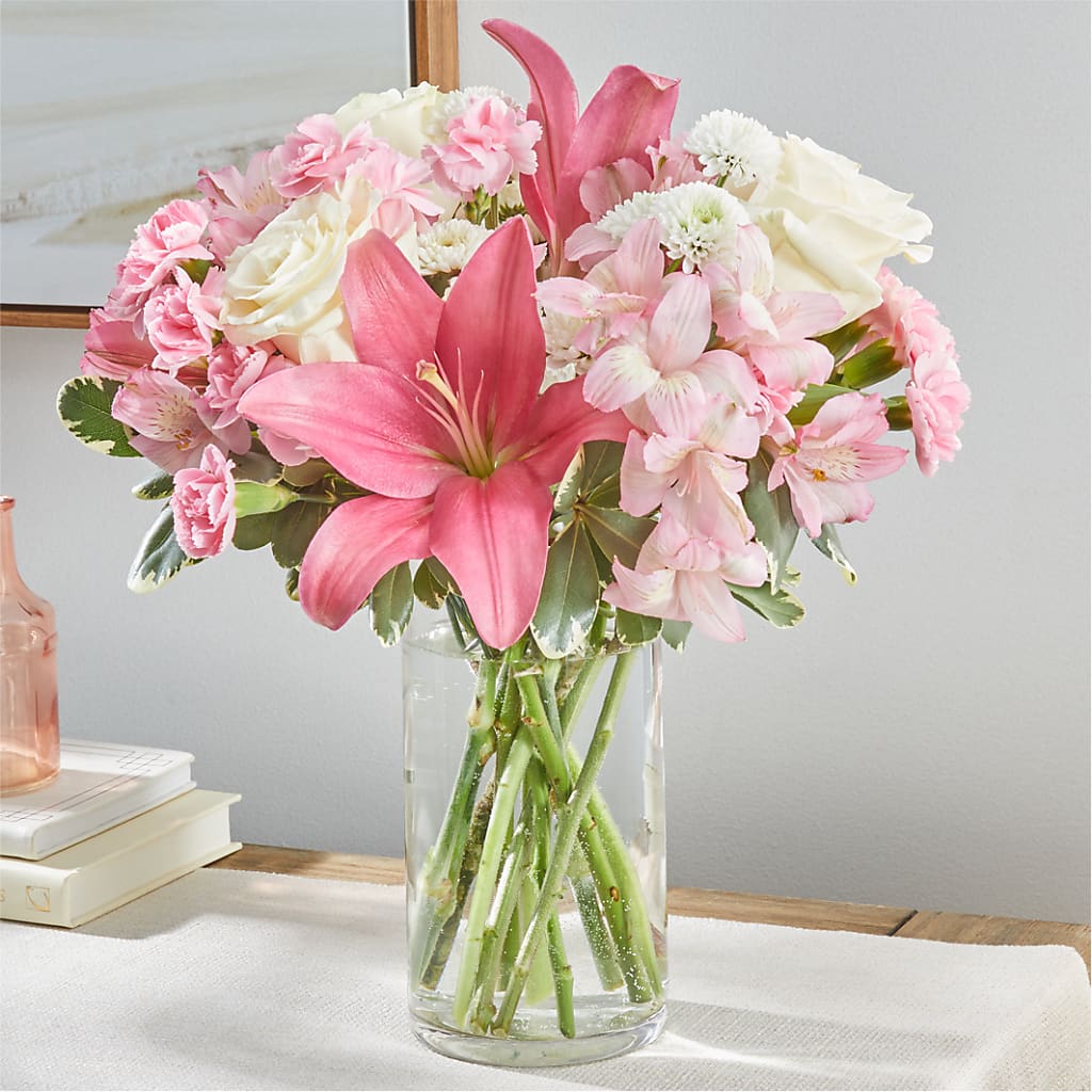 Piece of Cake Bouquet – C & D FLORAL LTD, Pincher Creek AB