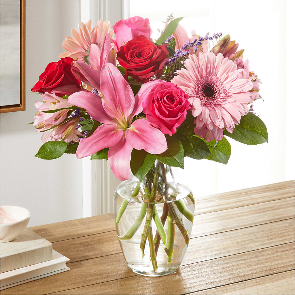 Lots of Love Bouquet – C & D FLORAL LTD, Pincher Creek AB