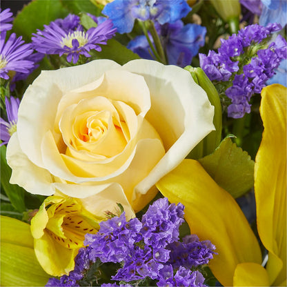Limoncello Bouquet – C & D FLORAL LTD, Pincher Creek AB