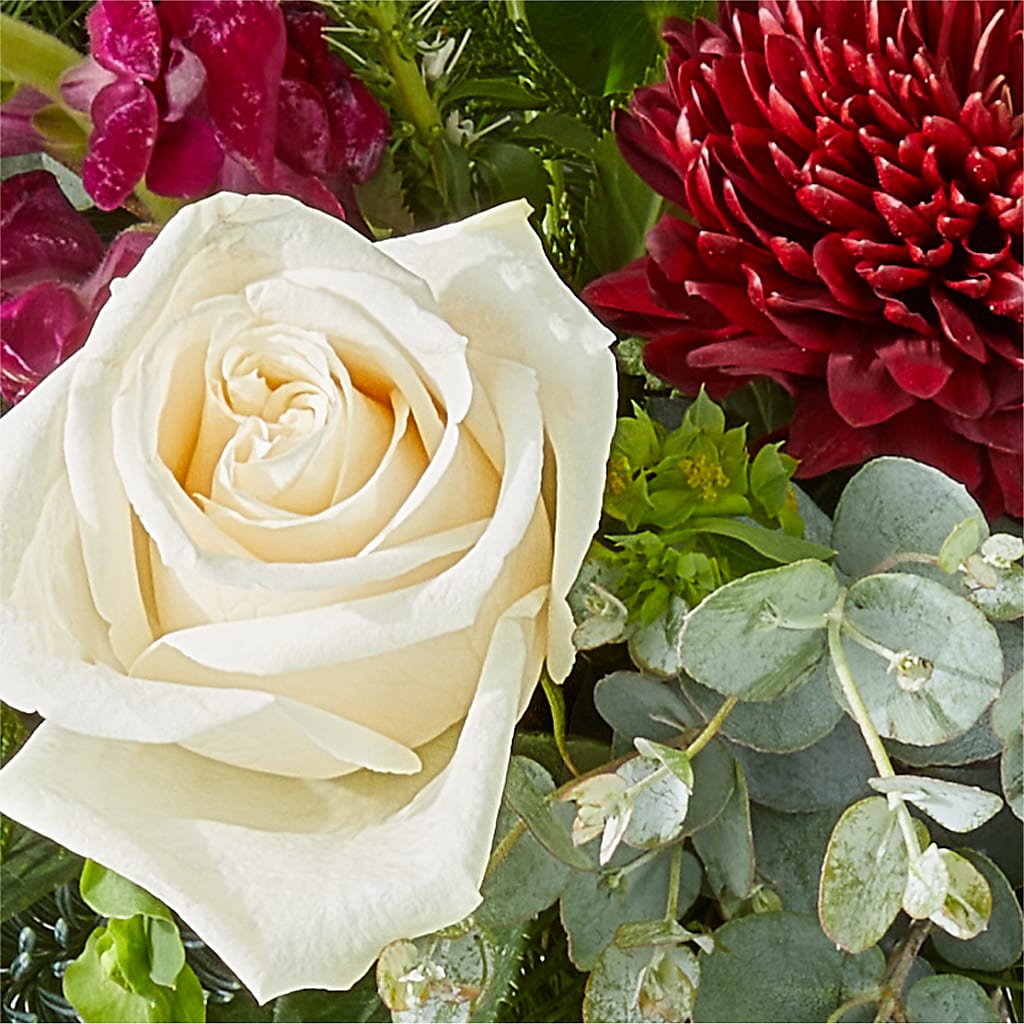 Cranberry Fizz Bouquet – C & D FLORAL LTD, Pincher Creek AB