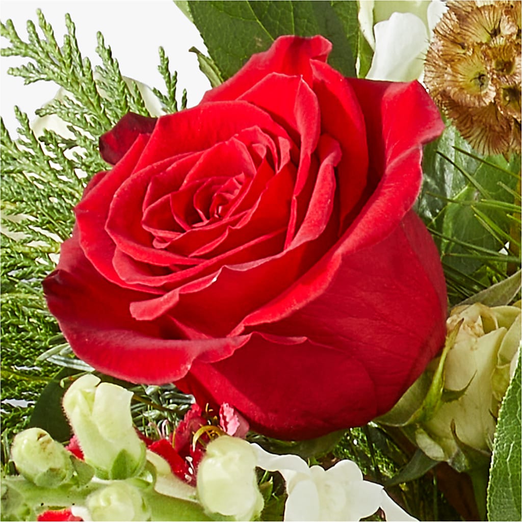 Deck the Halls Bouquet – C & D FLORAL LTD, Pincher Creek AB