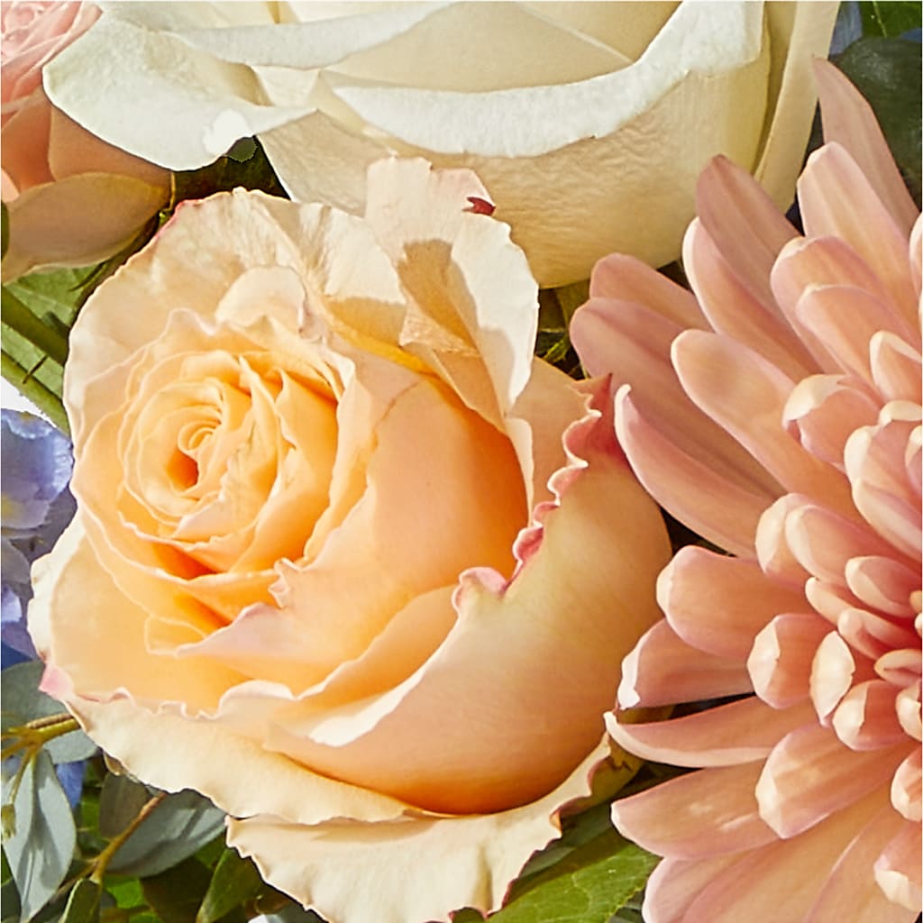 Inspired Bouquet – C & D FLORAL LTD, Pincher Creek AB