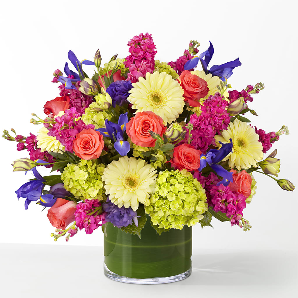The Couture – C & D FLORAL LTD, Pincher Creek AB