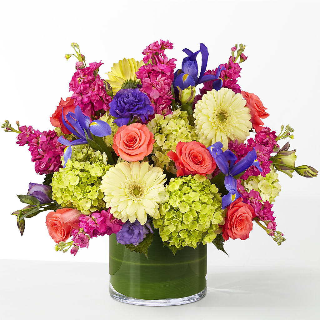 The Couture – C & D FLORAL LTD, Pincher Creek AB