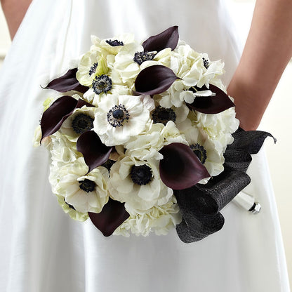 To Have and To Hold Bouquet – C & D FLORAL LTD, Pincher Creek AB
