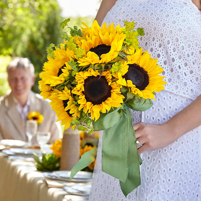 Free Spirit Bouquet – C & D FLORAL LTD, Pincher Creek AB