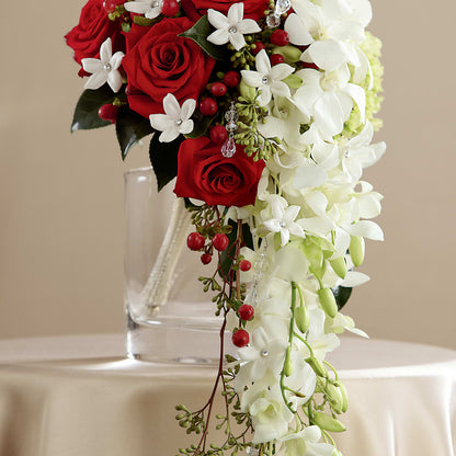 Here Comes the Bride Bouquet – C & D FLORAL LTD, Pincher Creek AB